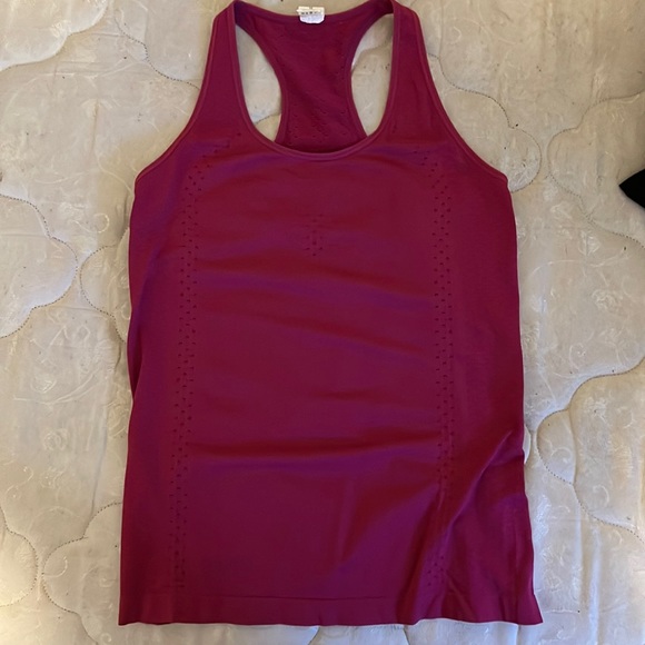 Zyia Active wear Tank - Picture 1 of 1